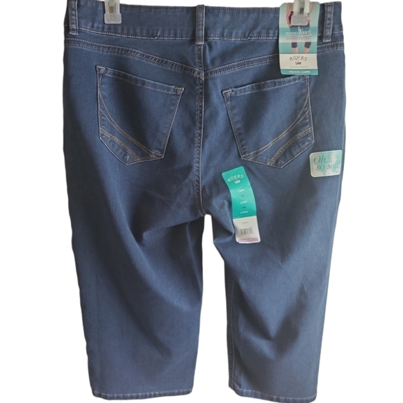 Riders by Lee Mid-Rise Capris - Picture 4 of 7
